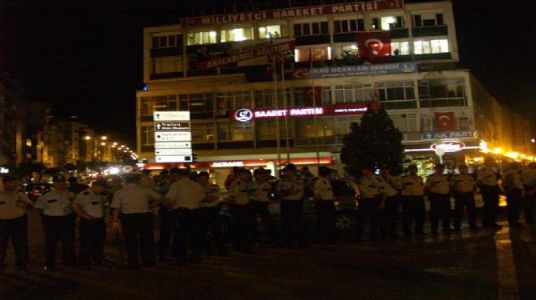 aydın mhp il binası pankart 1