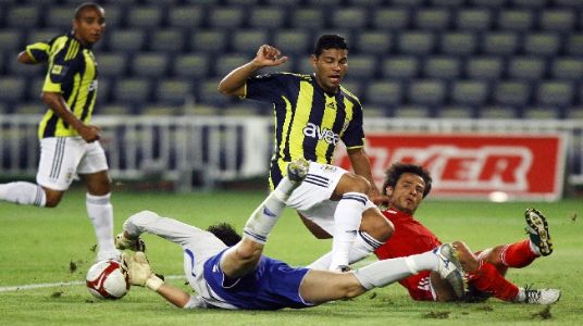 Fenerbahçe Boluspor ile oynadığı hazırlık maçını 5-1 kazandı